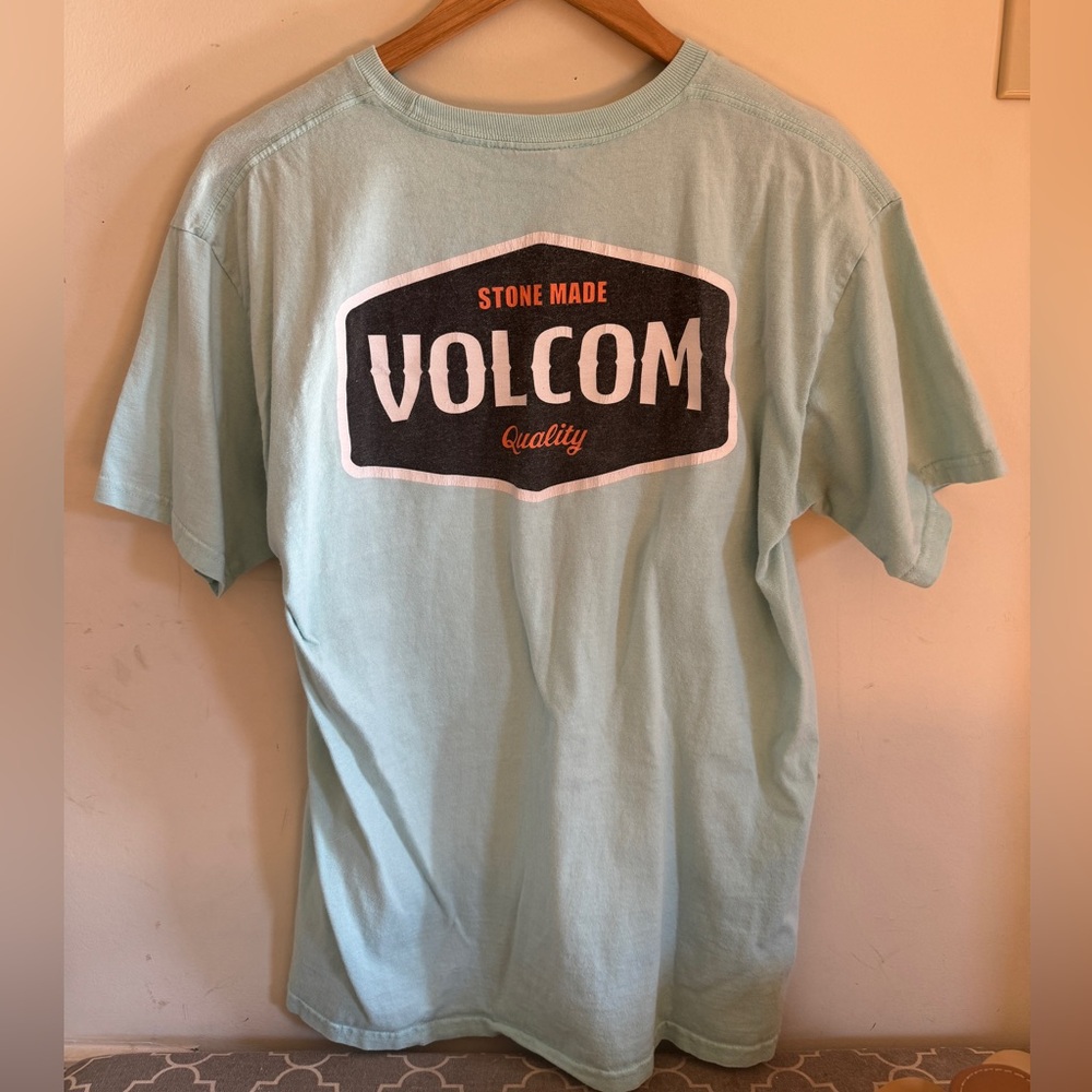 Volcom Tee 🩵 - Picture 3 of 3